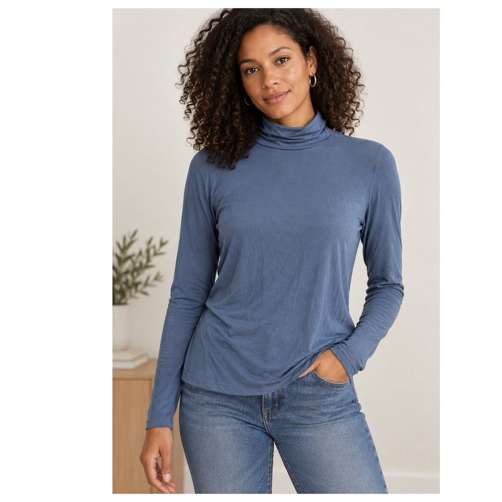 3/$25 Tahari L Blue Mock Turtleneck Long Sleeve Stretch Top Blouse Closet Staple
